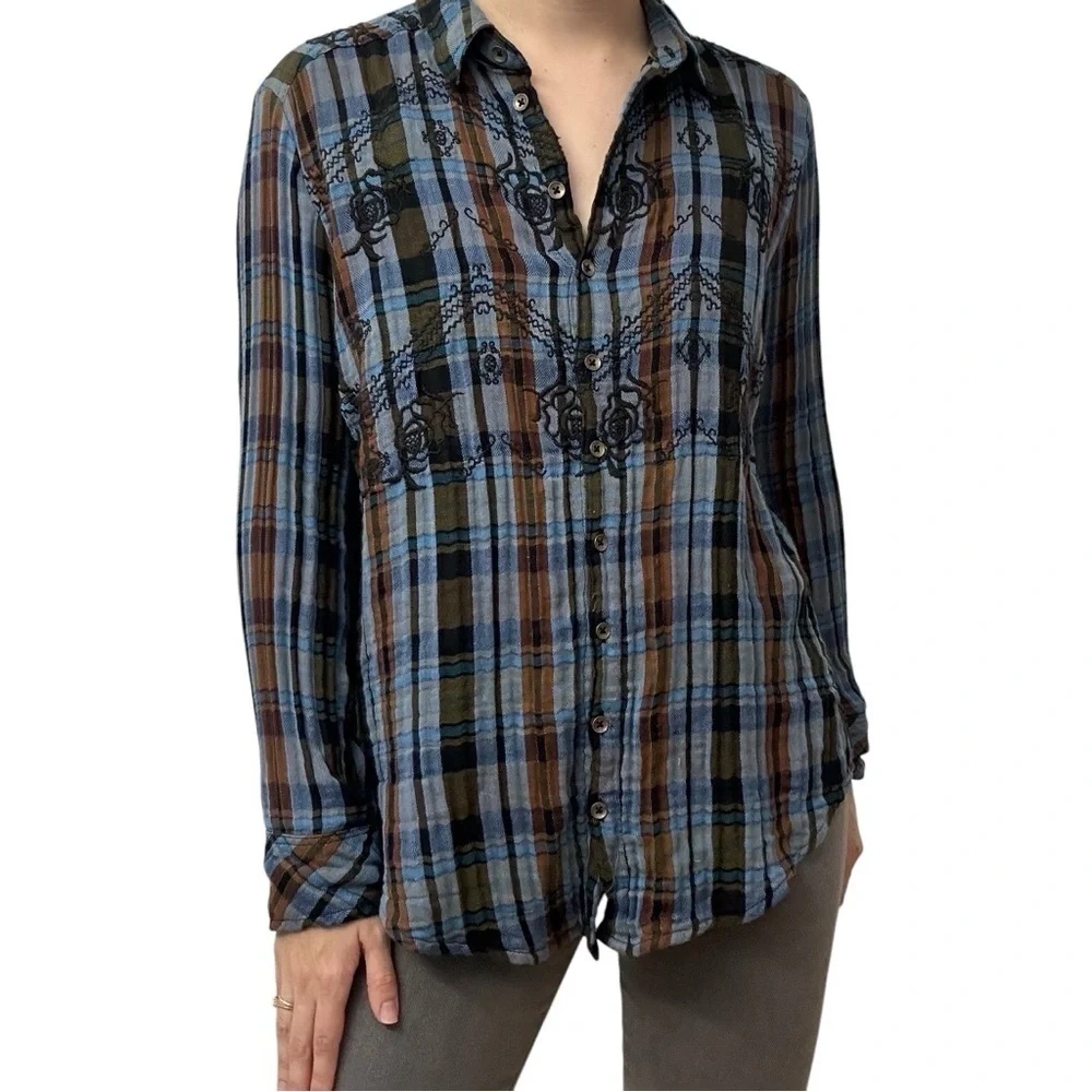 Free People Button Down Shirt Plaid Flannel Embroidered Boho Western Size Small